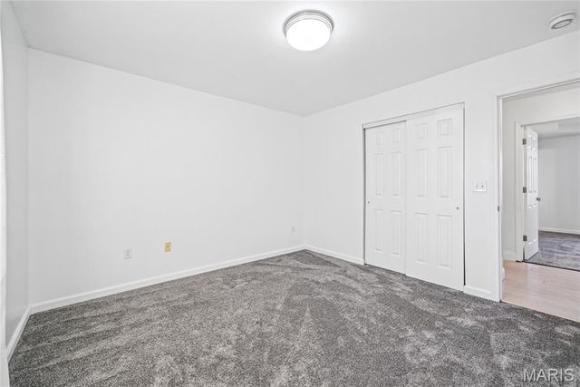 2305 Hunters Point Drive, Granite City, IL 62040