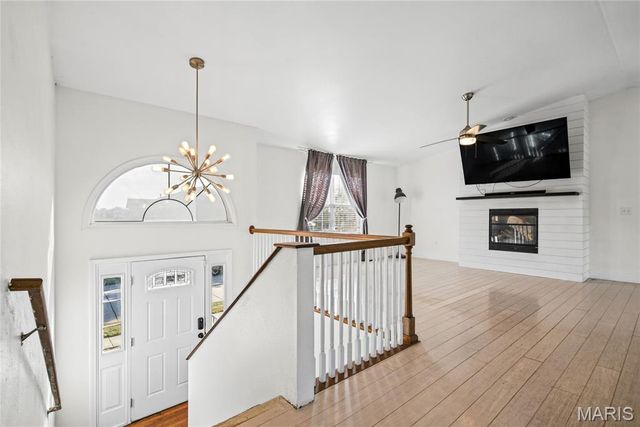 2305 Hunters Point Drive, Granite City, IL 62040