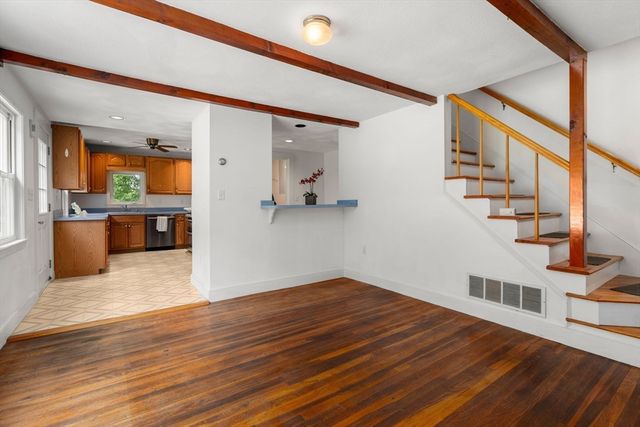 287 Haverhill St, North Reading, MA 01864