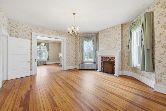 2665 Paris Pike, Lexington, KY 40511