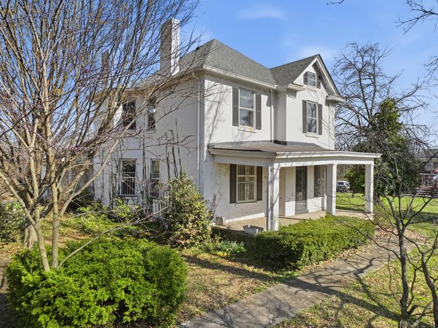 2665 Paris Pike, Lexington, KY 40511