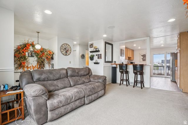 8064 W MELVILLE CIR, Magna, UT 84044