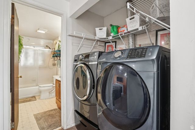 8064 W MELVILLE CIR, Magna, UT 84044