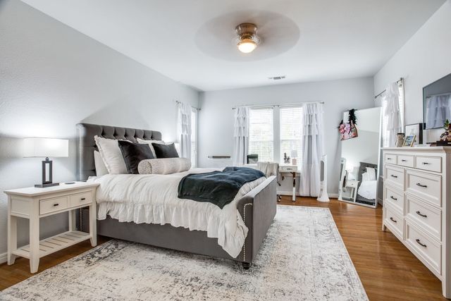3210 Greene Avenue, Fort Worth, TX 76109
