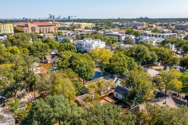 3210 Greene Avenue, Fort Worth, TX 76109
