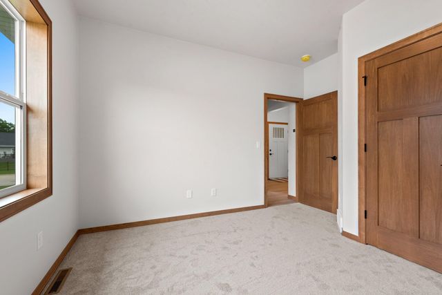 3568 BLACK SHEEP WAY, Green Bay, WI 54311