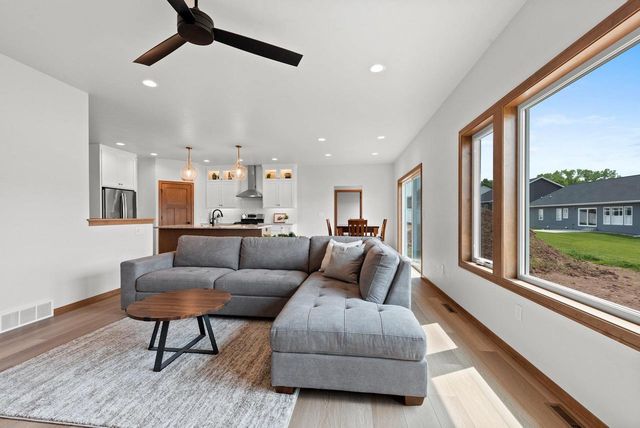 3568 BLACK SHEEP WAY, Green Bay, WI 54311