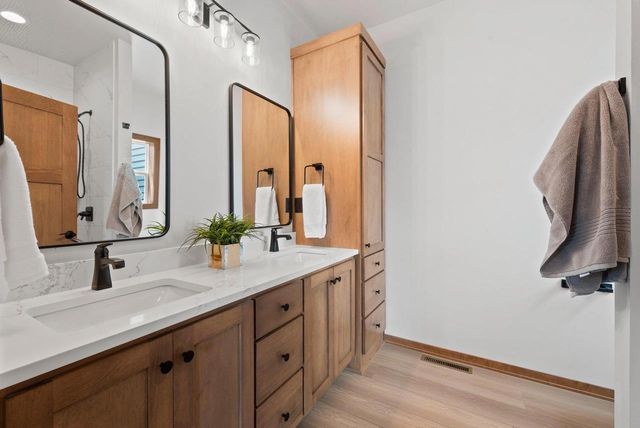 3568 BLACK SHEEP WAY, Green Bay, WI 54311