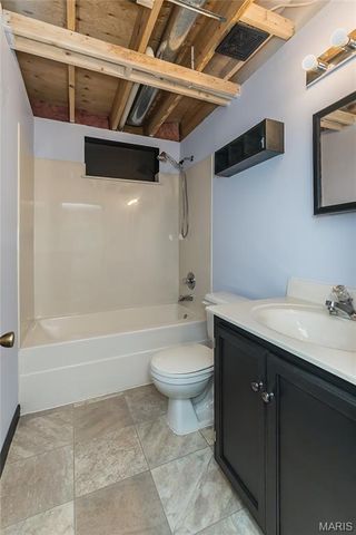 187 White Oak Estates Drive, Troy, MO 63379