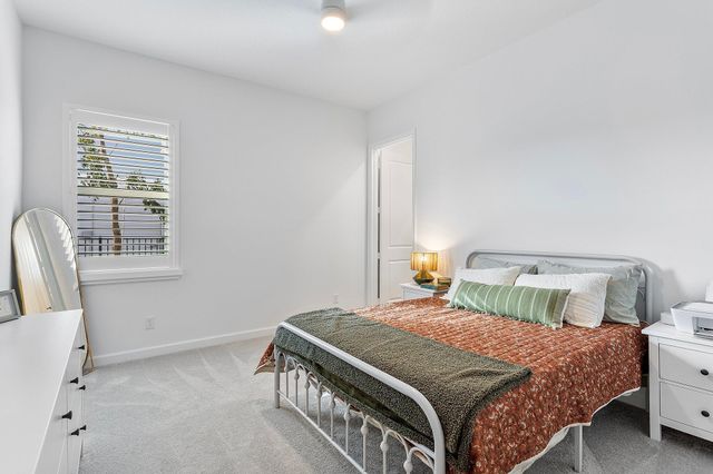 19043 BROAD SHORE Walk, Loxahatchee, FL 33470