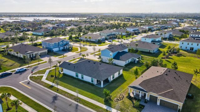 19043 BROAD SHORE Walk, Loxahatchee, FL 33470