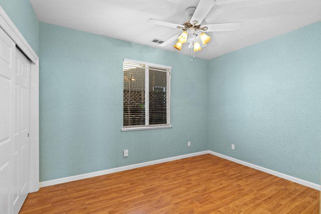 821 Hometown Way, Modesto, CA 95356