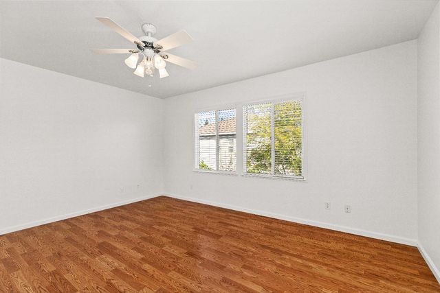 821 Hometown Way, Modesto, CA 95356