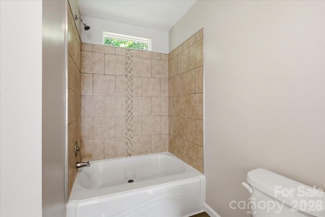 106 Central Avenue, Swannanoa, NC 28778