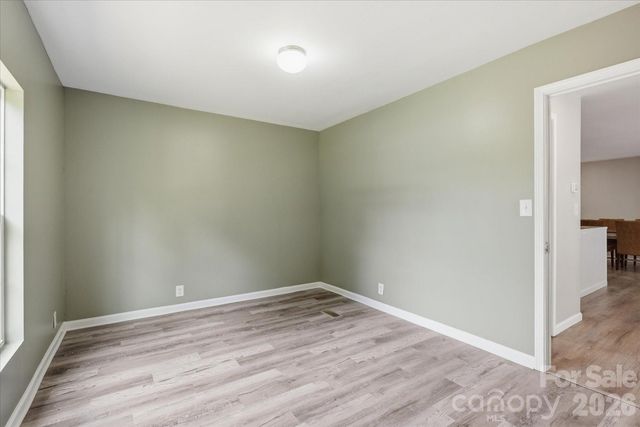 106 Central Avenue, Swannanoa, NC 28778