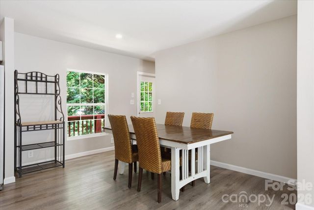 106 Central Avenue, Swannanoa, NC 28778