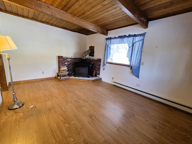 119 Newton Hill Road, Vernon, VT 05354