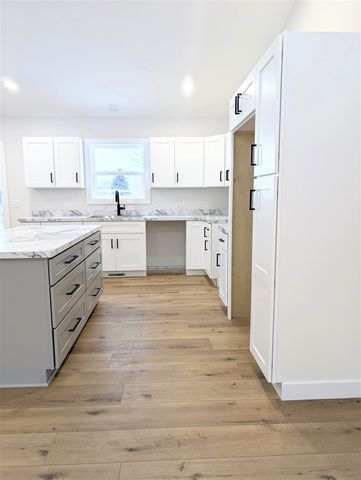 1366 S Wolf Lake Road, Muskegon, MI 49442