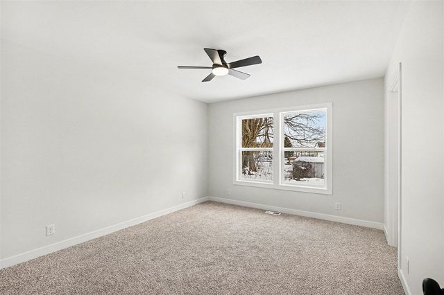 1366 S Wolf Lake Road, Muskegon, MI 49442