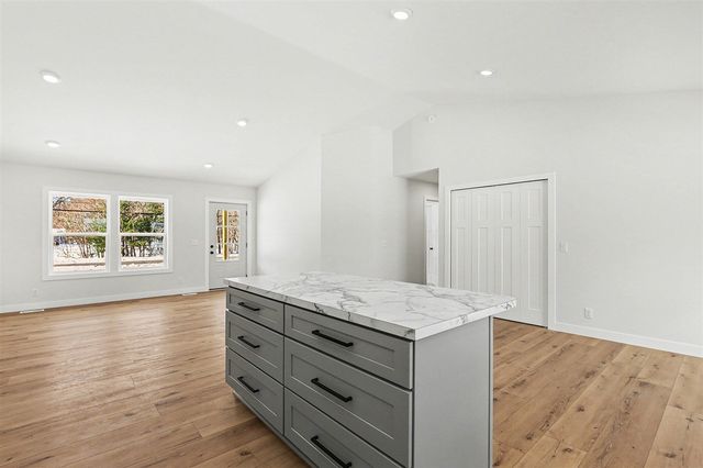 1366 S Wolf Lake Road, Muskegon, MI 49442