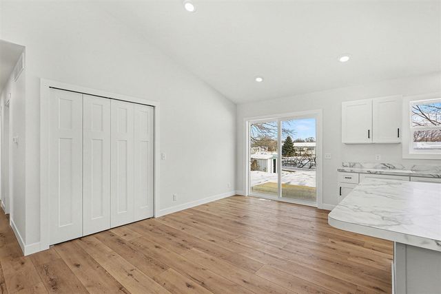 1366 S Wolf Lake Road, Muskegon, MI 49442