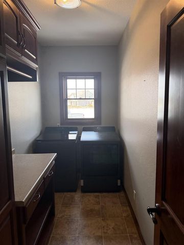 2821 E MILESTONE COURT, Appleton, WI 54913