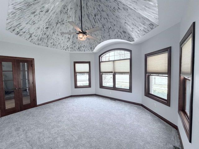 2821 E MILESTONE COURT, Appleton, WI 54913