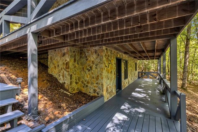 326 Honeysuckle Way, Blue Ridge, GA 30513