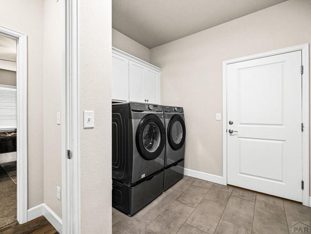 921 S Sweetwater Dr, Pueblo West, CO 81007