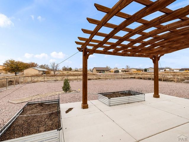 921 S Sweetwater Dr, Pueblo West, CO 81007