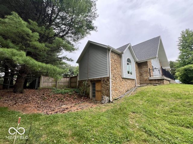 5075 Olive Branch Road, Greenwood, IN 46143