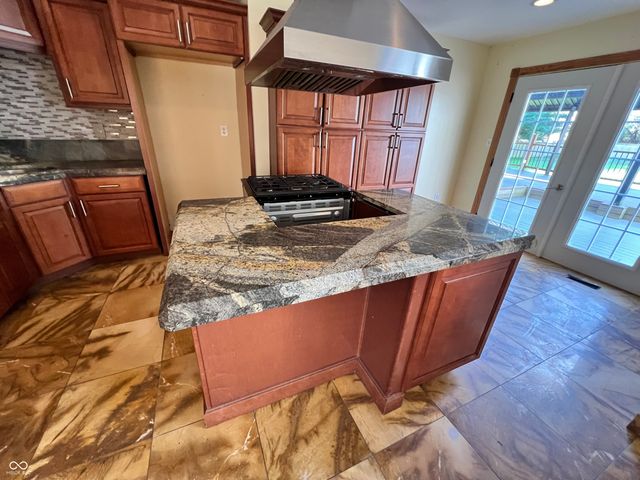 5075 Olive Branch Road, Greenwood, IN 46143