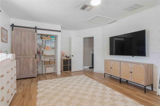 7124 TOTEM AVENUE, North Port, FL 34291