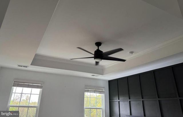 9816 CEDARMASS CIR, Fredericksburg, VA 22408