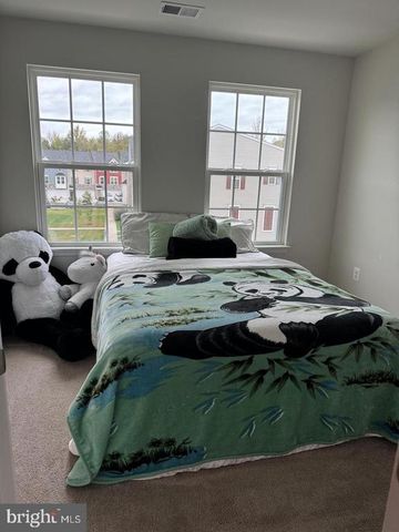 9816 CEDARMASS CIR, Fredericksburg, VA 22408