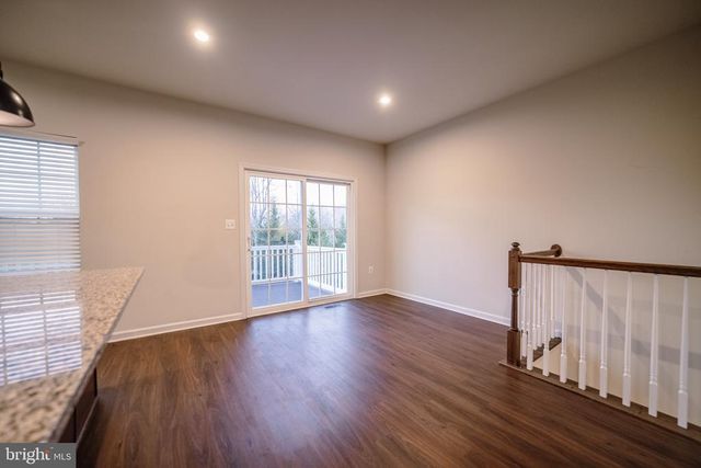 9816 CEDARMASS CIR, Fredericksburg, VA 22408