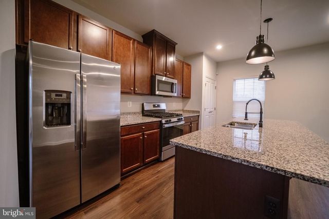 9816 CEDARMASS CIR, Fredericksburg, VA 22408