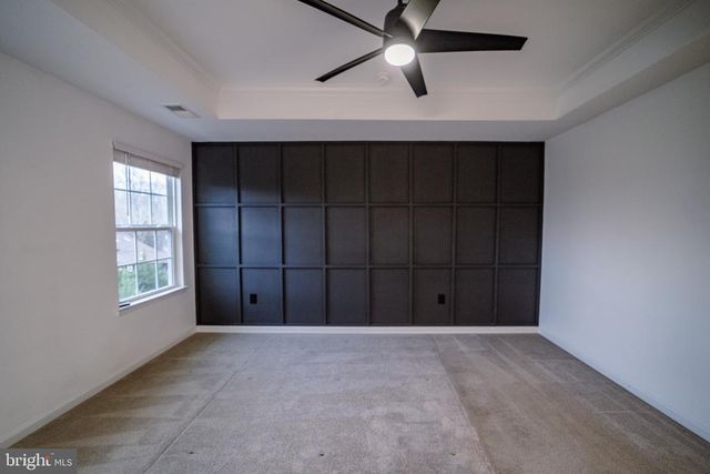 9816 CEDARMASS CIR, Fredericksburg, VA 22408