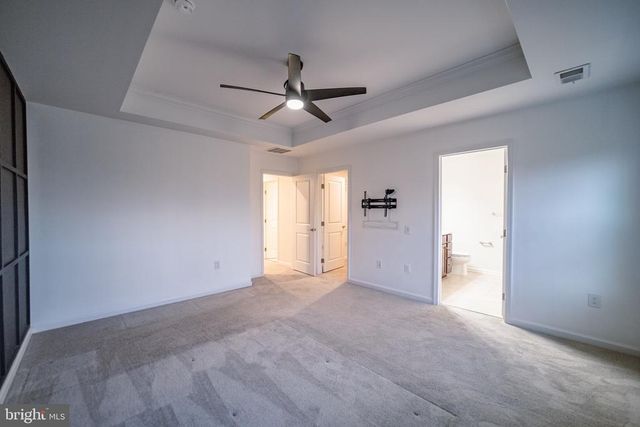 9816 CEDARMASS CIR, Fredericksburg, VA 22408