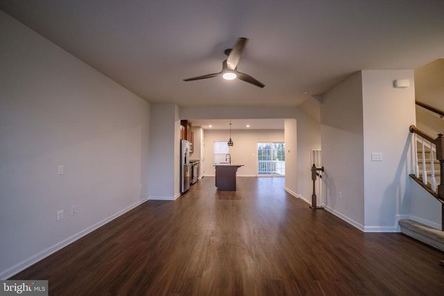 9816 CEDARMASS CIR, Fredericksburg, VA 22408