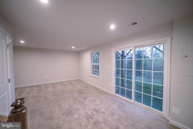 9816 CEDARMASS CIR, Fredericksburg, VA 22408