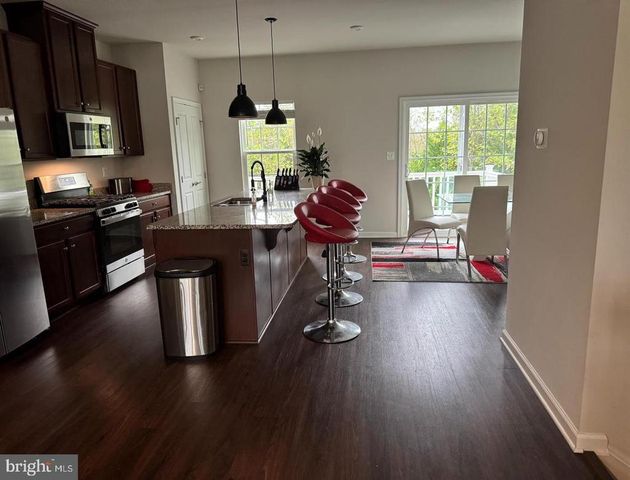 9816 CEDARMASS CIR, Fredericksburg, VA 22408