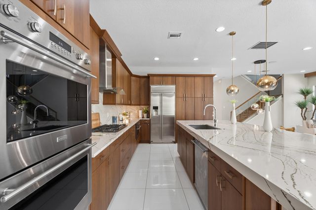 1030 Faulkner Terrace, Palm Beach Gardens, FL 33418