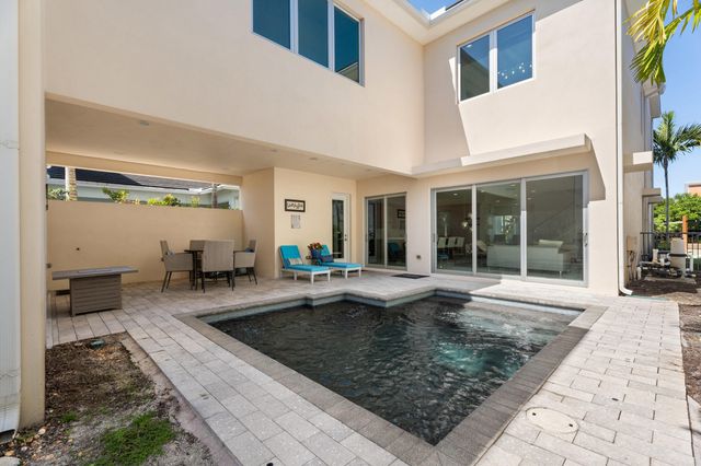 1030 Faulkner Terrace, Palm Beach Gardens, FL 33418