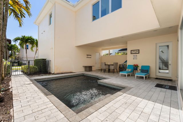 1030 Faulkner Terrace, Palm Beach Gardens, FL 33418