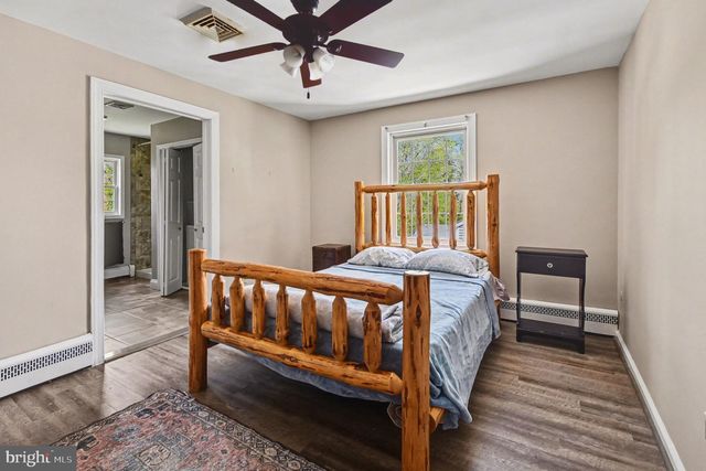 174 N HAWTHORNE AVE, Langhorne, PA 19047