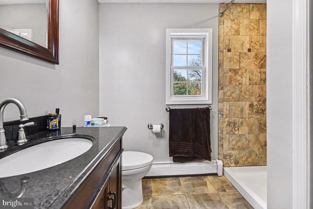 174 N HAWTHORNE AVE, Langhorne, PA 19047