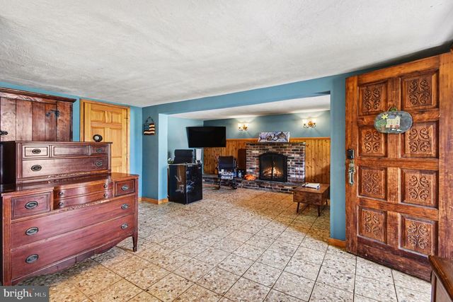 174 N HAWTHORNE AVE, Langhorne, PA 19047