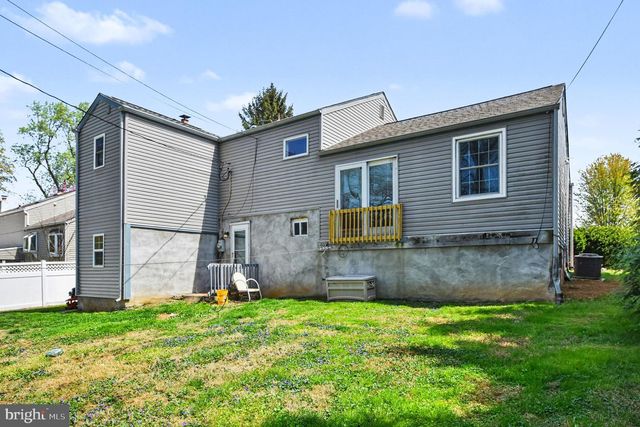 174 N HAWTHORNE AVE, Langhorne, PA 19047