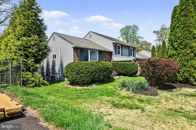 174 N HAWTHORNE AVE, Langhorne, PA 19047